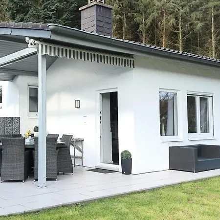Ferienhaus Eifelurlaub - Am Stausee Bitburg *