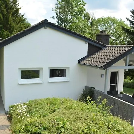 Eifelurlaub - Am Stausee Bitburg Ferienhaus
